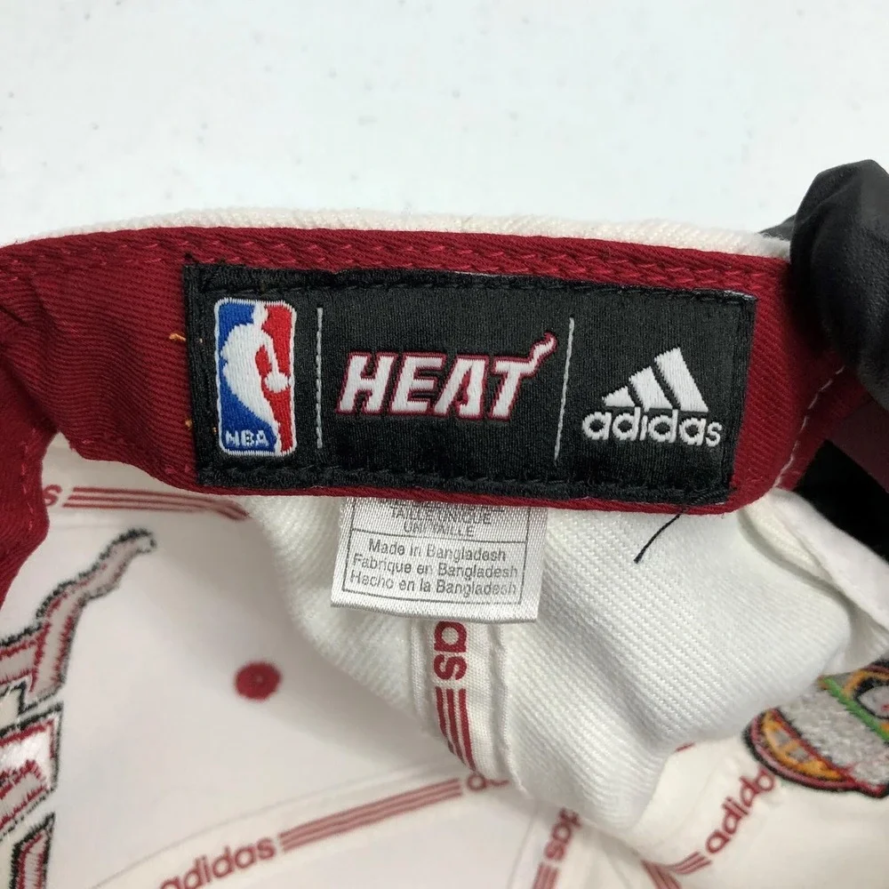 Miami Heat Hat Cap Snap Back Mens One Size White NBA Basketball El Heat Adidas